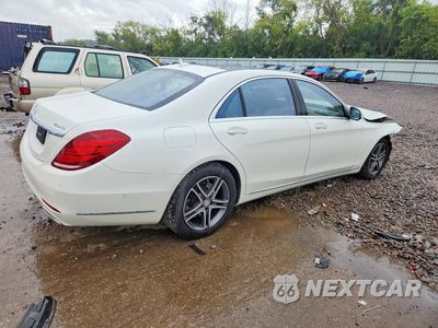 Trzecie zdjęcie samochodu z tyłu: 2016 MERCEDES-BENZ S 550 4MATIC VIN:WDDUG8FB8GA244767 - miniatura