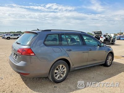 Trzecie zdjęcie samochodu z tyłu: 2017 VOLKSWAGEN GOLF SPORTWAGEN S VIN:3VWC17AU5HM541197 - miniatura