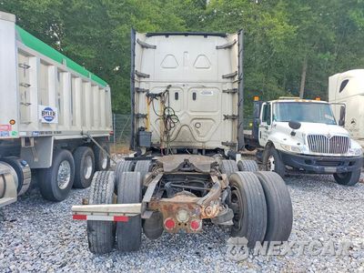 Zdjęcie 6 z 14 samochodu: 2018 FREIGHTLINER CASCADIA 126 VIN:3AKJHHDR1JSJZ5673 - miniatura
