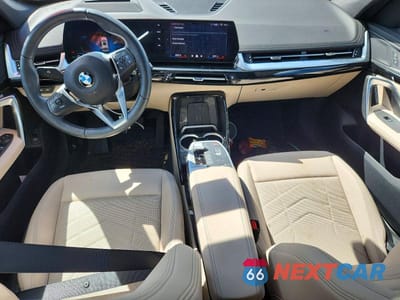 Zdjęcie 8 z 12 samochodu: 2025 BMW X1 XDRIVE28I VIN:WBX73EF05S5388927 - miniatura