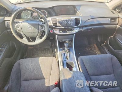 Zdjęcie 8 z 12 samochodu: 2013 HONDA ACCORD EX VIN:1HGCR2F76DA204208 - miniatura