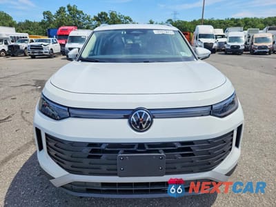 Piąte zdjęcie samochodu w środku: 2026 VOLKSWAGEN TIGUAN SE VIN:3VVER7RMXTM090822 - miniatura
