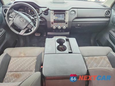Zdjęcie 8 z 13 samochodu: 2018 TOYOTA TUNDRA SR VIN:5TFRM5F17JX123067 - miniatura