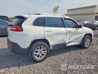 Trzecie zdjęcie samochodu z tyłu: 2016 JEEP CHEROKEE LATITUDE VIN:1C4PJMCS2GW122916 - miniatura