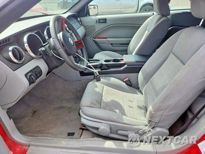 Zdjęcie 7 z 12 samochodu: 2005 FORD MUSTANG VIN:1ZVFT84N455216432 - miniatura