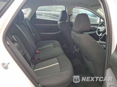 Zdjęcie 10 z 12 samochodu: 2026 HYUNDAI SONATA HYBRID BLUE VIN:KMHL24JJ7TA171618 - miniatura