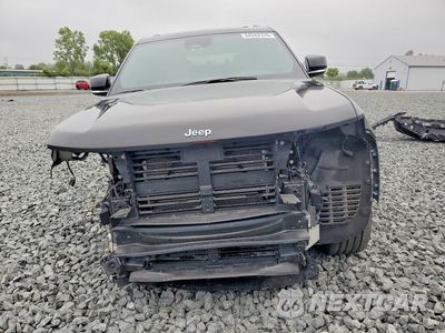 Piąte zdjęcie samochodu w środku: 2025 JEEP GRAND CHEROKEE 4XE VIN:1C4RJYB6XS8689103 - miniatura