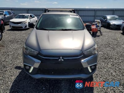 Piąte zdjęcie samochodu w środku: 2018 MITSUBISHI OUTLANDER SPORT ES VIN:JA4AP3AU4JU014393 - miniatura