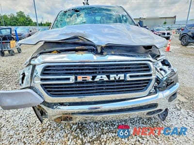 Piąte zdjęcie samochodu w środku: 2021 RAM 1500 BIG HORN/LONE STAR VIN:1C6SRFBTXMN725808 - miniatura