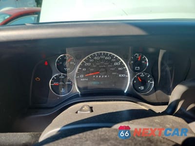 Zdjęcie 9 z 12 samochodu: 2019 GMC SAVANA BOX TRUCK VIN:1GDY7RFP3K1332191 - miniatura