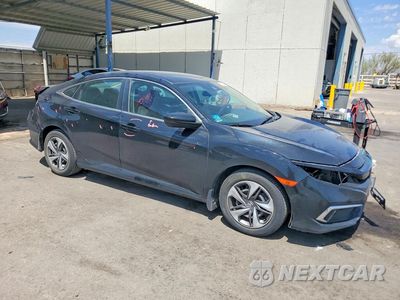 Czwarte zdjęcie samochodu z boku: 2019 HONDA CIVIC LX VIN:19XFC2F67KE025299 - miniatura