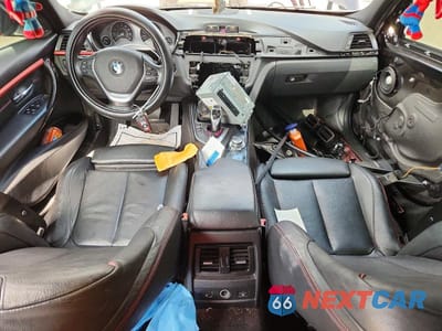 Zdjęcie 8 z 12 samochodu: 2013 BMW 328 XI VIN:WBA3B3C5XDF535708 - miniatura