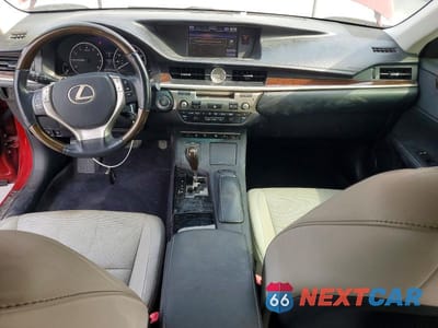 Zdjęcie 8 z 12 samochodu: 2013 LEXUS ES 350 VIN:JTHBK1GG1D2077514 - miniatura