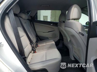 Zdjęcie 11 z 13 samochodu: 2018 HYUNDAI TUCSON SEL VIN:KM8J3CA40JU713498 - miniatura