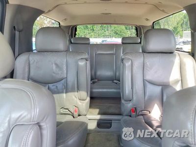 Zdjęcie 10 z 13 samochodu: 2004 GMC YUKON XL DENALI VIN:1GKFK66U04J236220 - miniatura