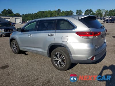 Drugie zdjęcie samochodu z przodu: 2017 TOYOTA HIGHLANDER LE PLUS VIN:5TDZZRFH1HS230993 - miniatura