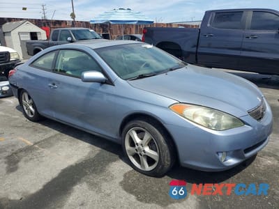 Czwarte zdjęcie samochodu z boku: 2004 TOYOTA CAMRY SOL 2D SE/SLE VIN:4T1CA30P34U025543 - miniatura