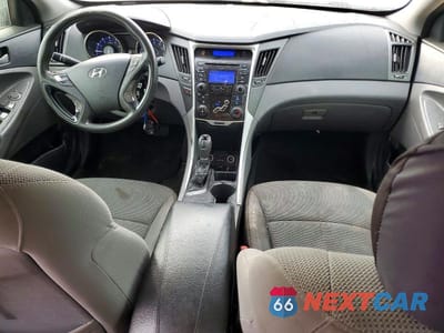 Zdjęcie 8 z 12 samochodu: 2013 HYUNDAI SONATA GLS VIN:5NPEB4AC3DH729828 - miniatura