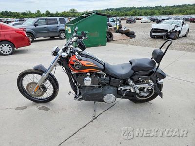 Trzecie zdjęcie samochodu z tyłu: 2010 HARLEY-DAVIDSON FXDWG VIN:1HD1GP418AC307877 - miniatura