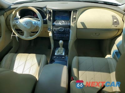Zdjęcie 8 z 13 samochodu: 2010 INFINITI FX35 BASE VIN:JN8AS1MWXAM850302 - miniatura