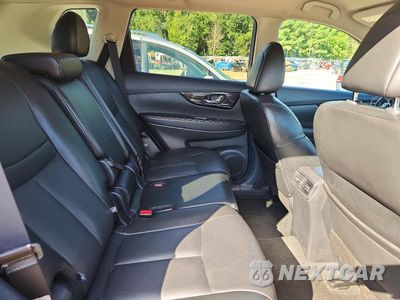 Zdjęcie 11 z 13 samochodu: 2018 NISSAN ROGUE SL VIN:5N1AT2MV4JC744242 - miniatura