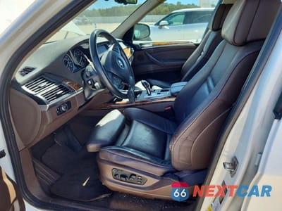 Zdjęcie 7 z 12 samochodu: 2010 BMW X5 XDRIVE35D VIN:5UXFF0C5XALT84349 - miniatura