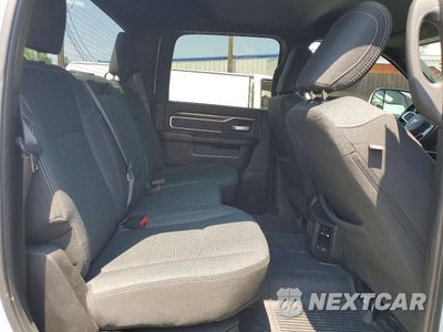 Zdjęcie 10 z 12 samochodu: 2019 RAM 2500 BIG HORN VIN:3C6UR5DL2KG581726 - miniatura