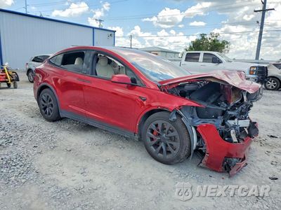 Czwarte zdjęcie samochodu z boku: 2023 TESLA MODEL X VIN:7SAXCBE63PF405458 - miniatura