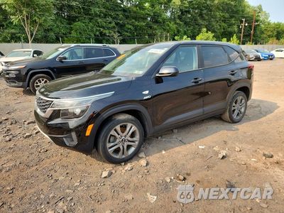 2021 KIA SELTOS LX KNDEPCAA9M7063296 - główne zdjęcie licytacji z USA - miniatura
