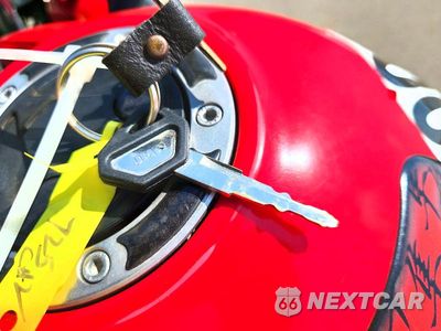 Zdjęcie 8 z 9 samochodu: 2012 KAWASAKI EX650 EC VIN:JKAEXEE16CDA02233 - miniatura
