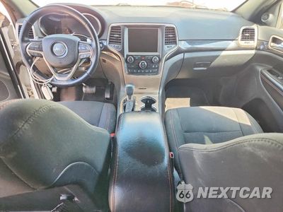 Zdjęcie 8 z 13 samochodu: 2016 JEEP GRAND CHEROKEE LAREDO VIN:1C4RJEAG5GC369085 - miniatura