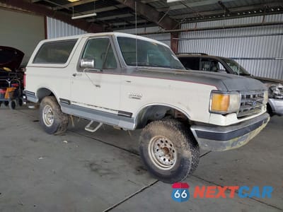 Czwarte zdjęcie samochodu z boku: 1990 FORD BRONCO U100 VIN:1FMEU15N1LLB33997 - miniatura