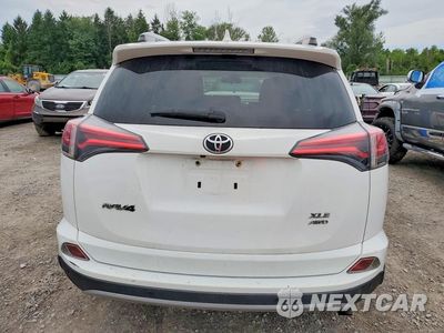 Zdjęcie 6 z 14 samochodu: 2017 TOYOTA RAV4 XLE VIN:JTMRFREV3HD199161 - miniatura