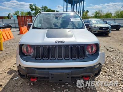 Piąte zdjęcie samochodu w środku: 2017 JEEP RENEGADE TRAILHAWK VIN:ZACCJBCB2HPF26624 - miniatura