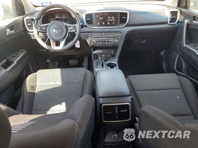 Zdjęcie 8 z 13 samochodu: 2021 KIA SPORTAGE LX VIN:KNDPM3AC7M7924686 - miniatura