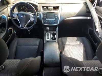 Zdjęcie 8 z 12 samochodu: 2017 NISSAN ALTIMA 2.5 S VIN:1N4AL3AP1HC493468 - miniatura