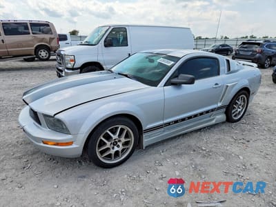 2006 FORD MUSTANG 1ZVFT80N965164481 - główne zdjęcie licytacji z USA - miniatura