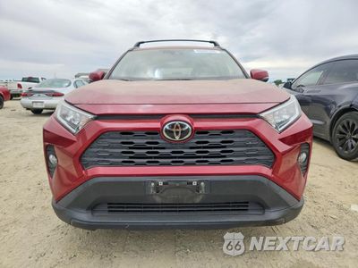 Piąte zdjęcie samochodu w środku: 2020 TOYOTA RAV4 XLE VIN:JTMW1RFV1LD049252 - miniatura