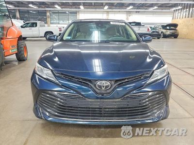 Piąte zdjęcie samochodu w środku: 2018 TOYOTA CAMRY LE VIN:4T1B11HK5JU531265 - miniatura