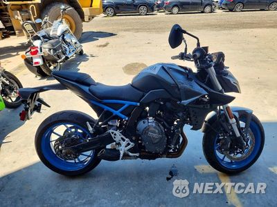 2024 SUZUKI GSX800 R JS1EM11B5R7100657 - główne zdjęcie licytacji z USA - miniatura