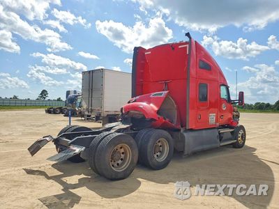 Trzecie zdjęcie samochodu z tyłu: 2021 KENWORTH T680 SEMI TRUCK VIN:1XKYD49XXMJ448152 - miniatura