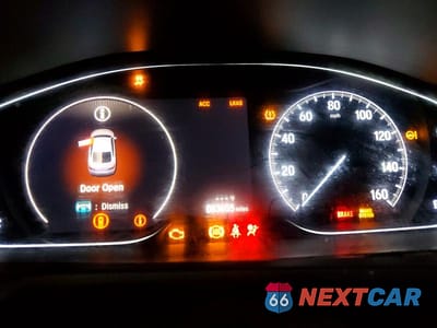 Zdjęcie 9 z 12 samochodu: 2019 HONDA ACCORD LX VIN:1HGCV1F12KA136150 - miniatura