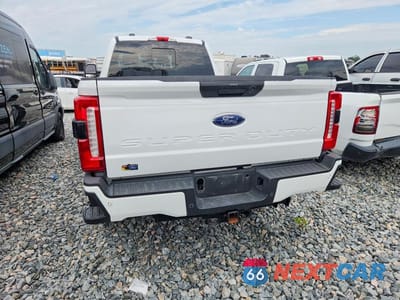 Zdjęcie 6 z 13 samochodu: 2024 FORD F350 SUPER DUTY VIN:1FT8W3BT3RED49390 - miniatura