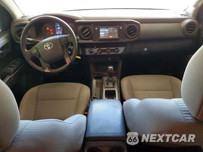 Zdjęcie 8 z 12 samochodu: 2019 TOYOTA TACOMA SR V6 VIN:5TFCZ5AN5KX173324 - miniatura