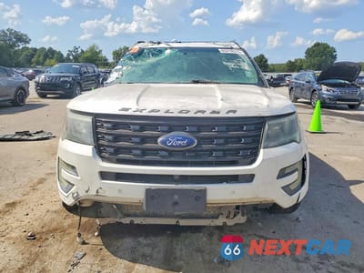 Piąte zdjęcie samochodu w środku: 2017 FORD EXPLORER SPORT VIN:1FM5K8GT7HGB70160 - miniatura