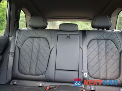 Zdjęcie 10 z 13 samochodu: 2025 BMW X5 XDRIVE40I VIN:5UX23EU08S9Z36310 - miniatura