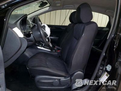 Zdjęcie 7 z 12 samochodu: 2017 NISSAN SENTRA SV VIN:3N1AB7AP0HL680583 - miniatura