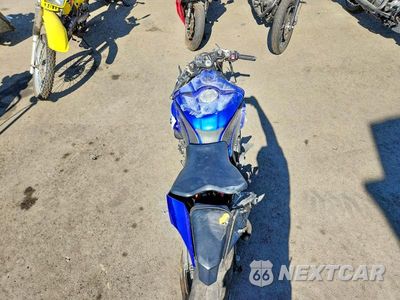 Zdjęcie 6 z 8 samochodu: 2022 YAMAHA YZFR1 VIN:JYARN66Y4NA000654 - miniatura