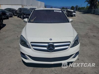 Piąte zdjęcie samochodu w środku: 2016 MERCEDES-BENZ B 250E VIN:WDDVP9AB3GJ009002 - miniatura