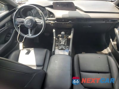 Zdjęcie 8 z 12 samochodu: 2020 MAZDA 3 PREFERRED VIN:JM1BPBMM0L1175084 - miniatura